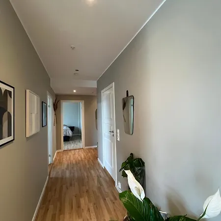 Cozy Modern Center * Bergen